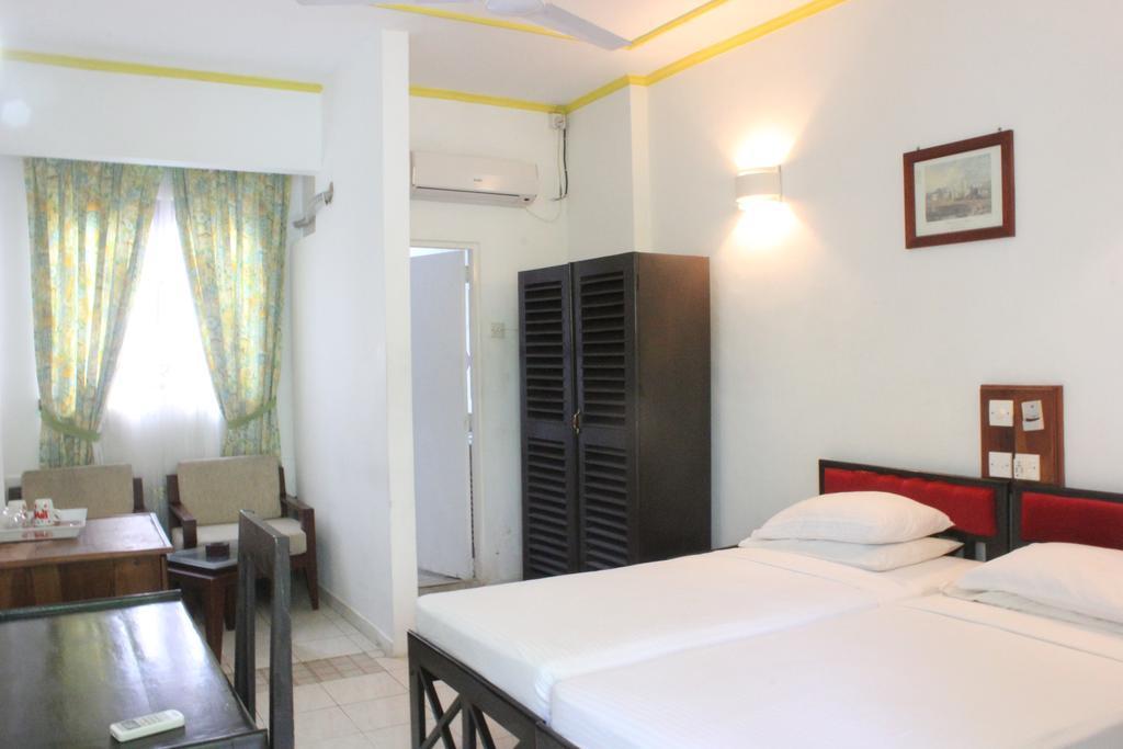 Ap Nippon Beach Hikkaduwa Ngoại thất bức ảnh