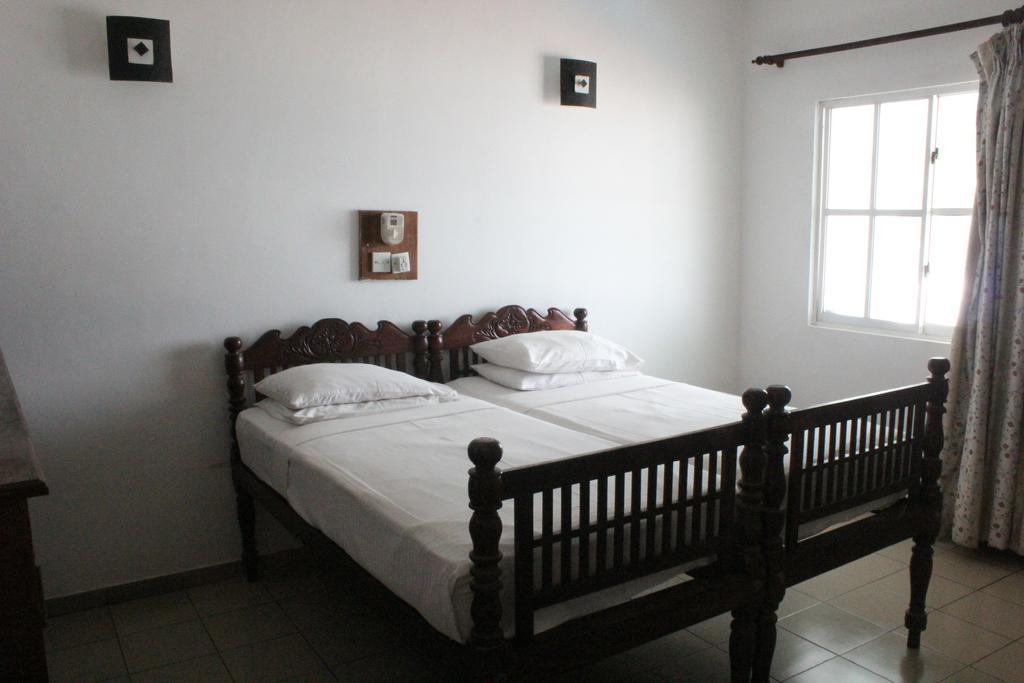 Ap Nippon Beach Hikkaduwa Ngoại thất bức ảnh