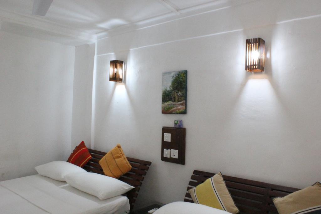 Ap Nippon Beach Hikkaduwa Ngoại thất bức ảnh