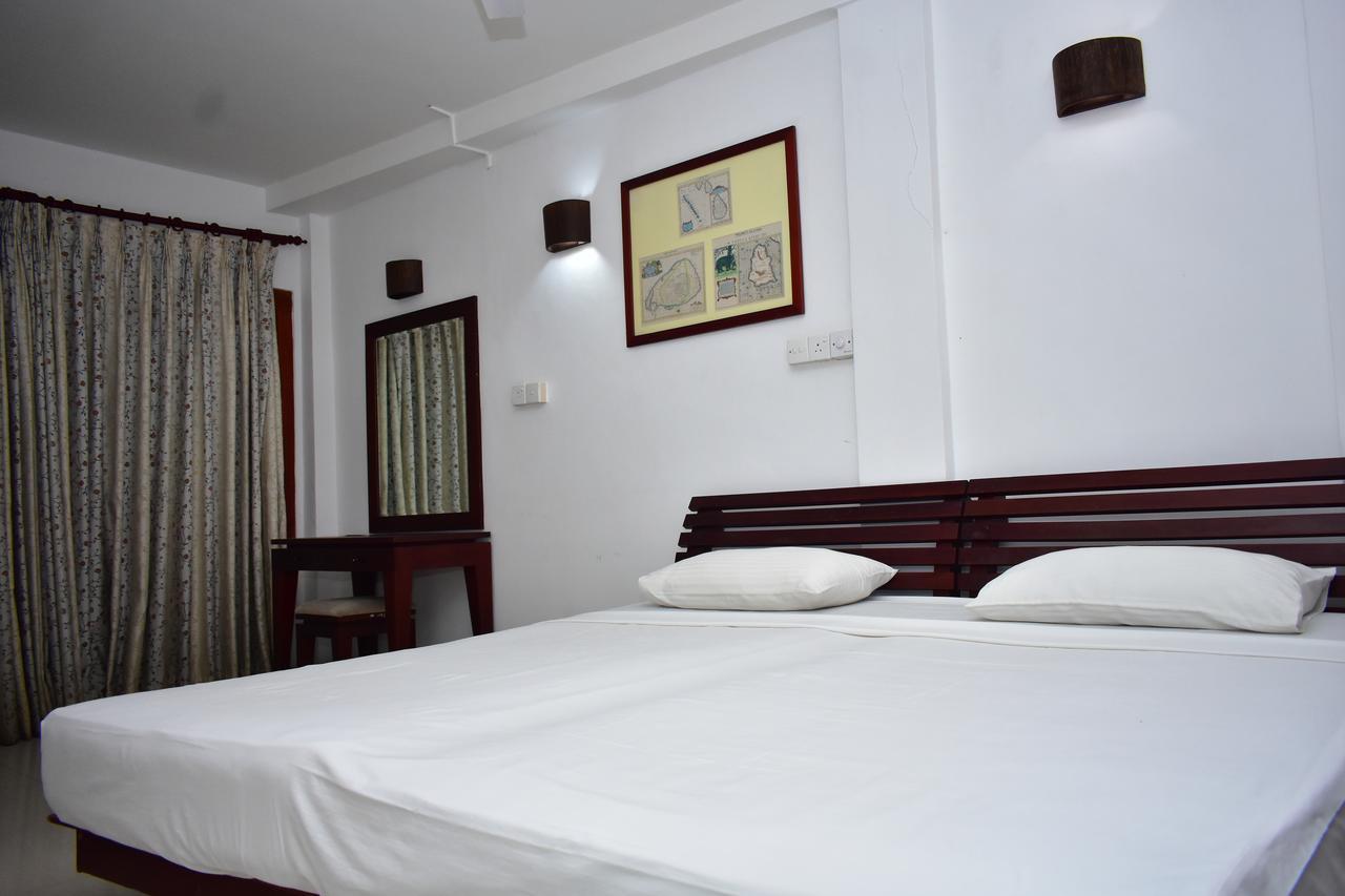 Ap Nippon Beach Hikkaduwa Ngoại thất bức ảnh